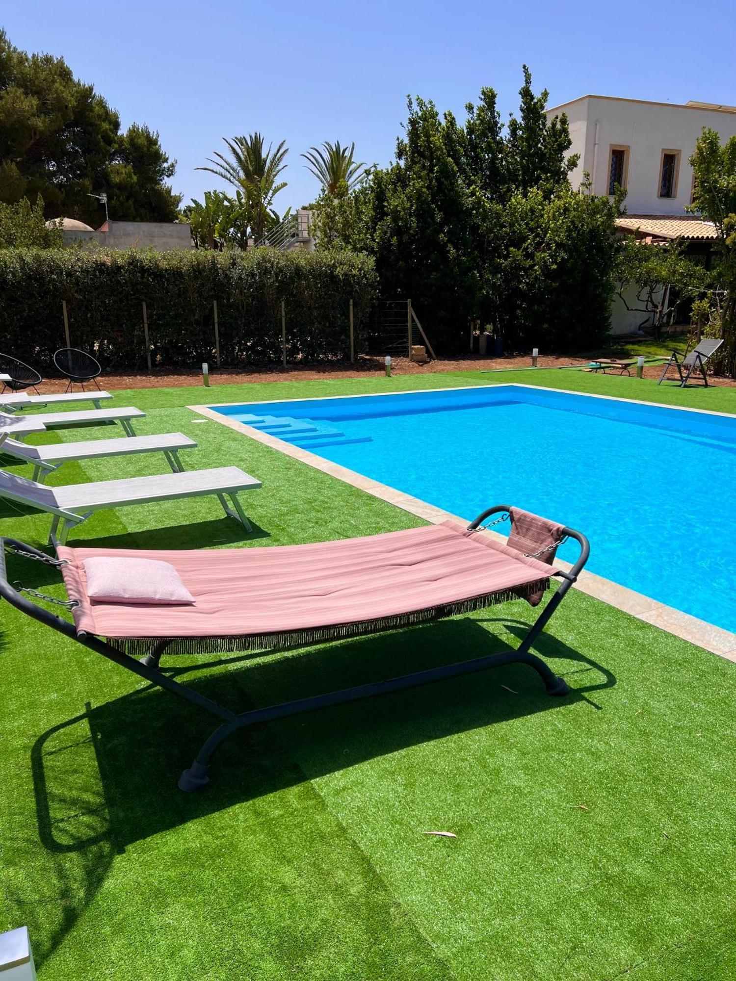 Villa Con Piscina Terrazza Dal Picciotto Марсала Екстериор снимка